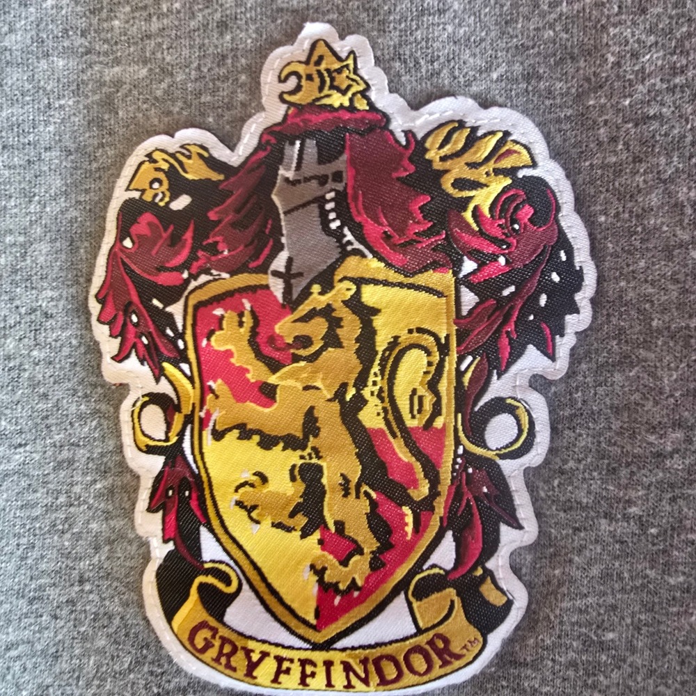 Harry Potter Gryffindor Sweatshirt Universal Studios Grey Maroon Raglan Medium - Picture 6 of 16